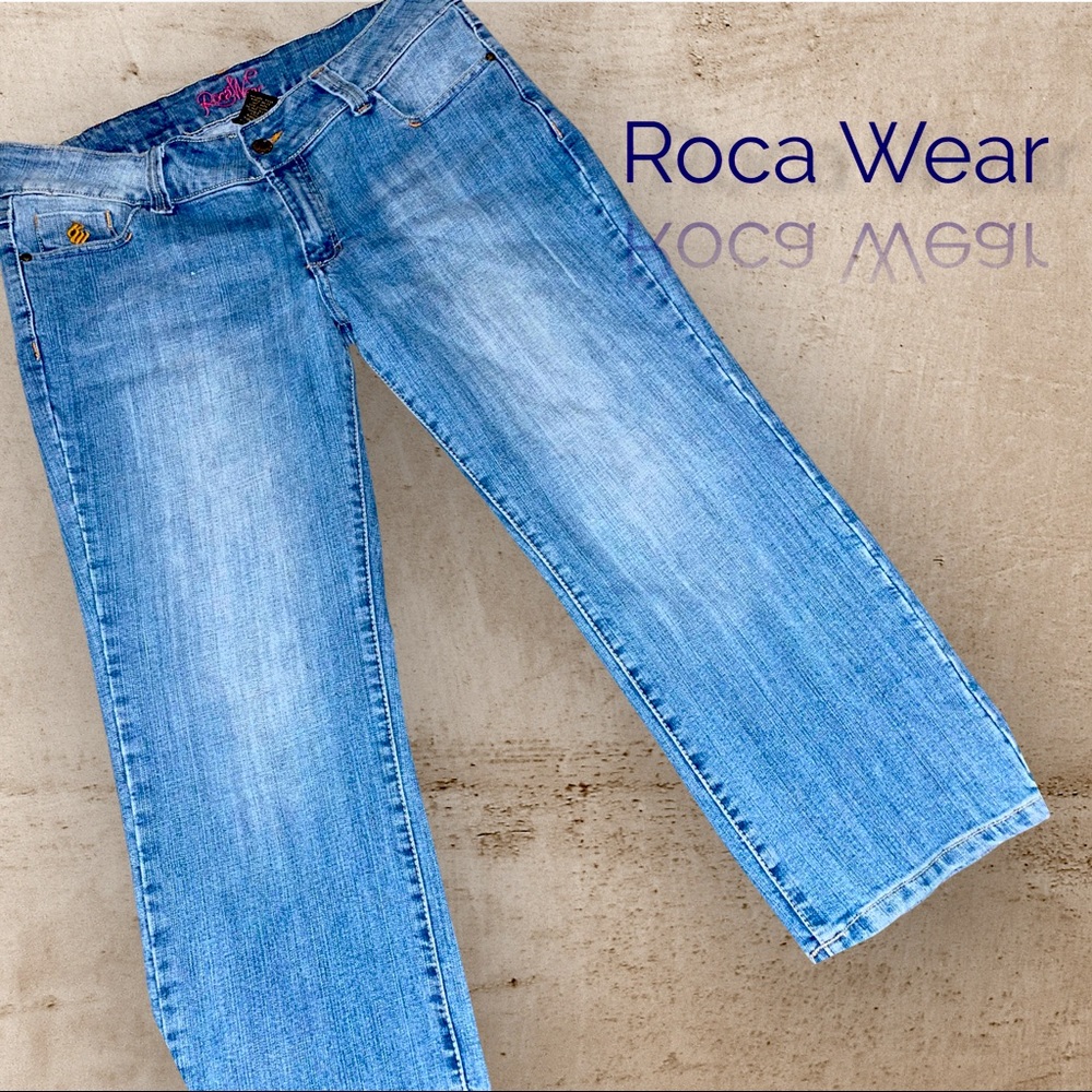 Roca Wear Cropped Jeans